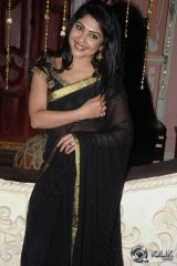 Kamalinee Mukherjee at Govindhudu Andari Vaadele Teaser Launch
